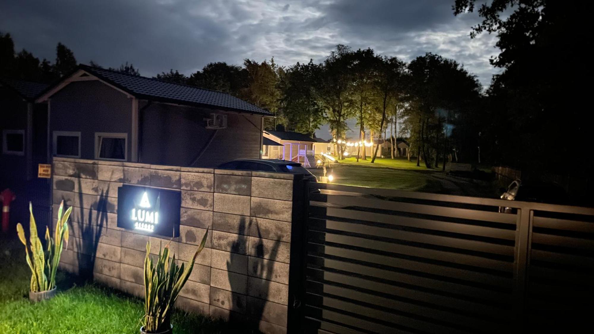 Lumi Resort Domki Letniskowe Z Podgrzewanym Basenem Rewal Eksteriør billede