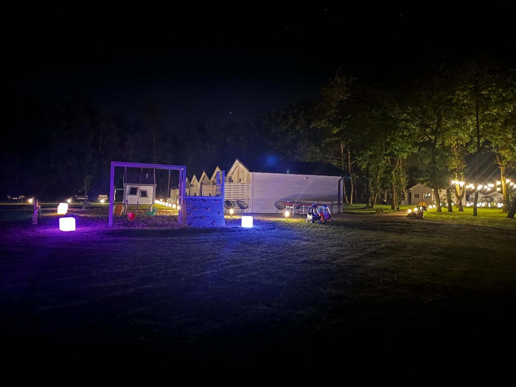 Lumi Resort Domki Letniskowe Z Podgrzewanym Basenem Rewal Eksteriør billede